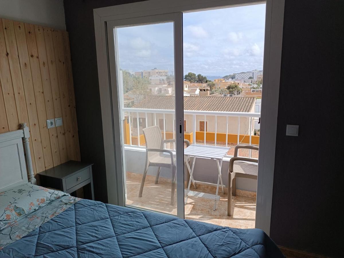 Hostal Belgica Palma Nova  Exterior photo