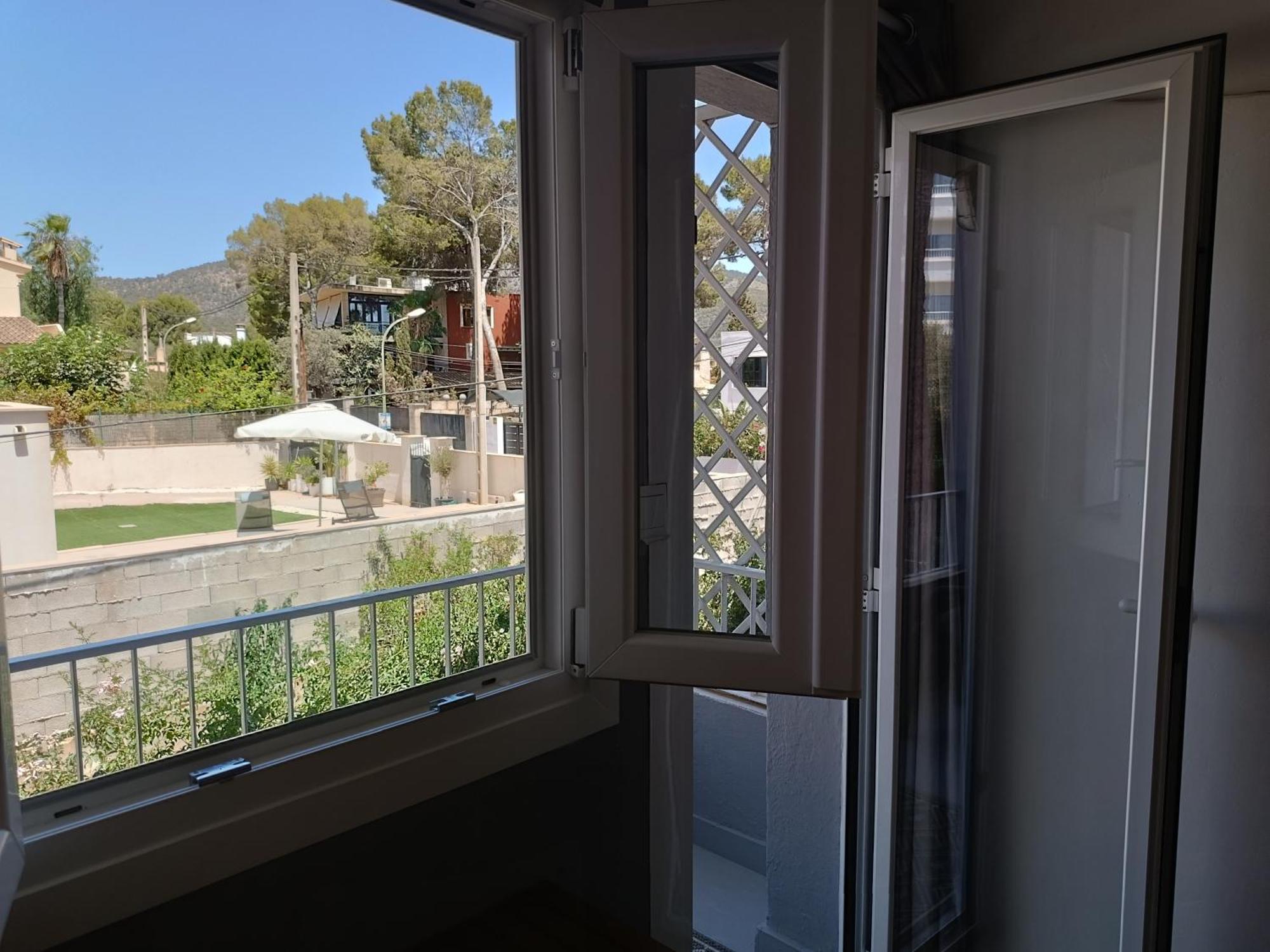 Hostal Belgica Palma Nova  Room photo