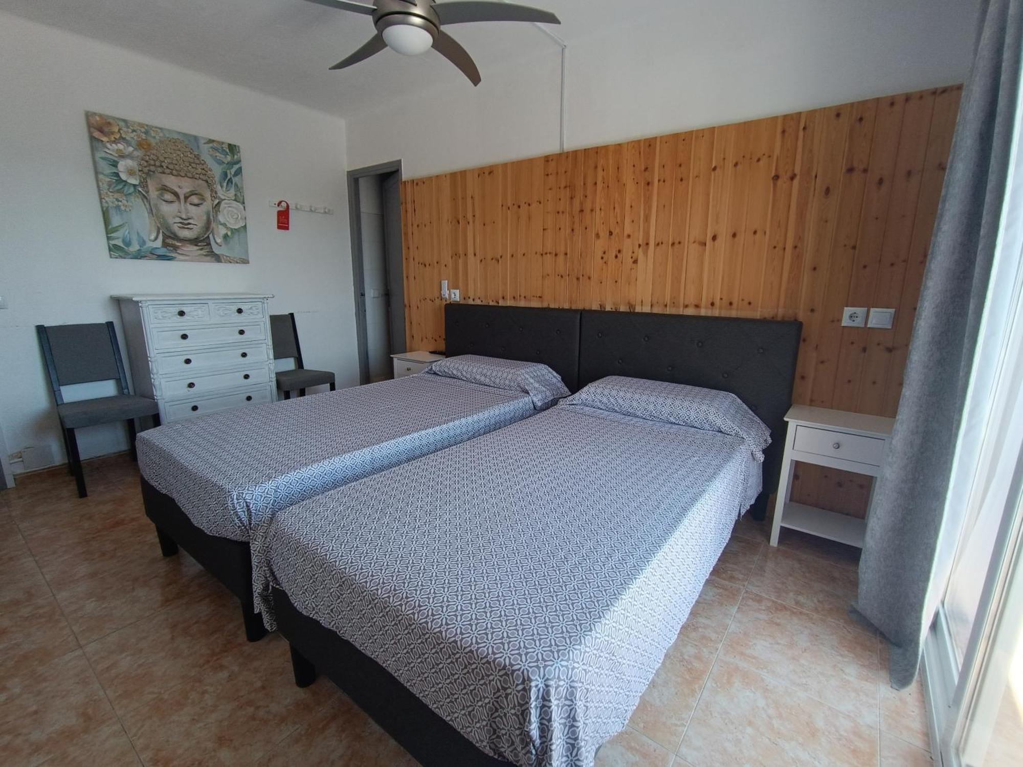 Hostal Belgica Palma Nova  Room photo