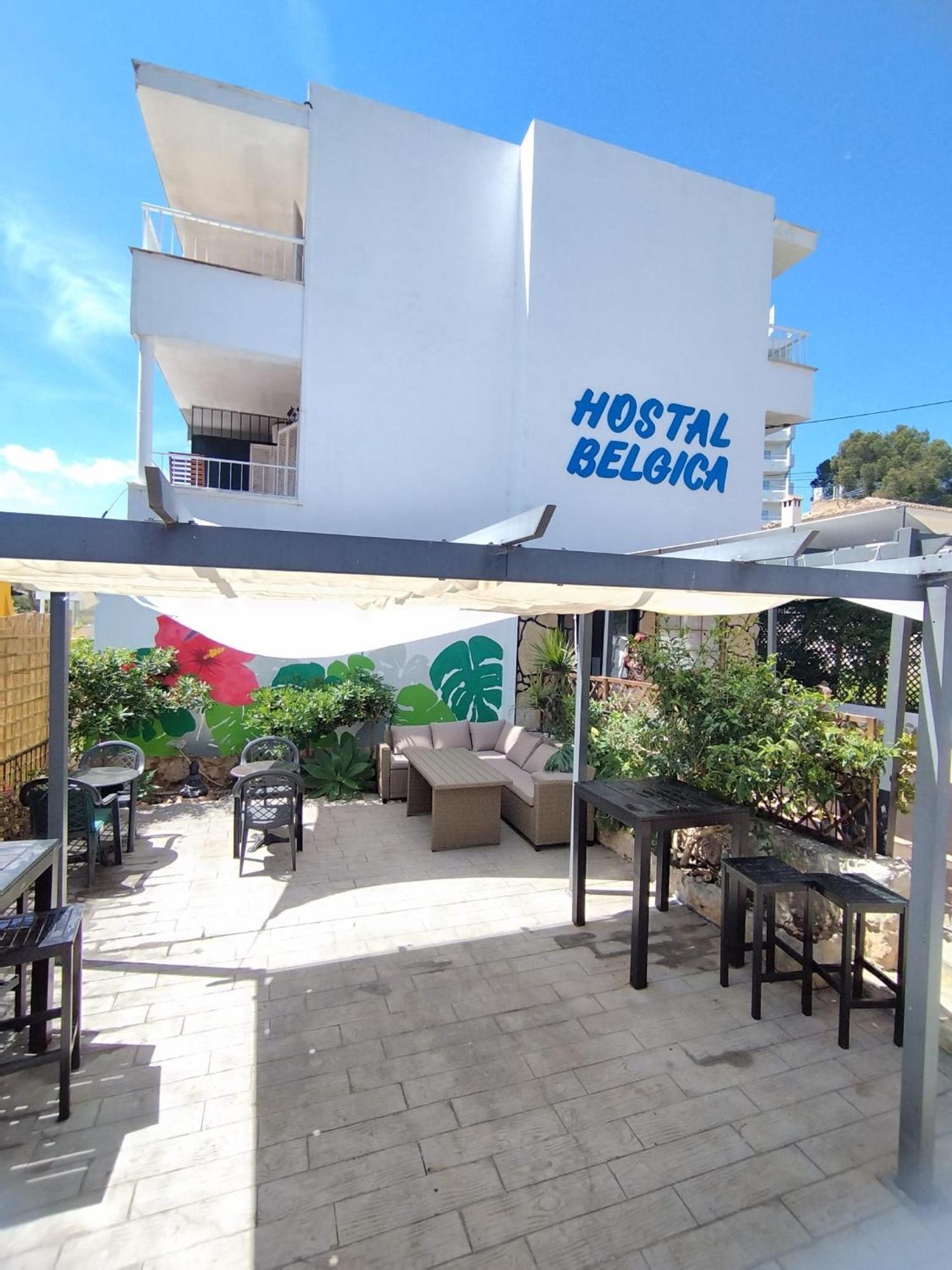 Hostal Belgica Palma Nova  Exterior photo